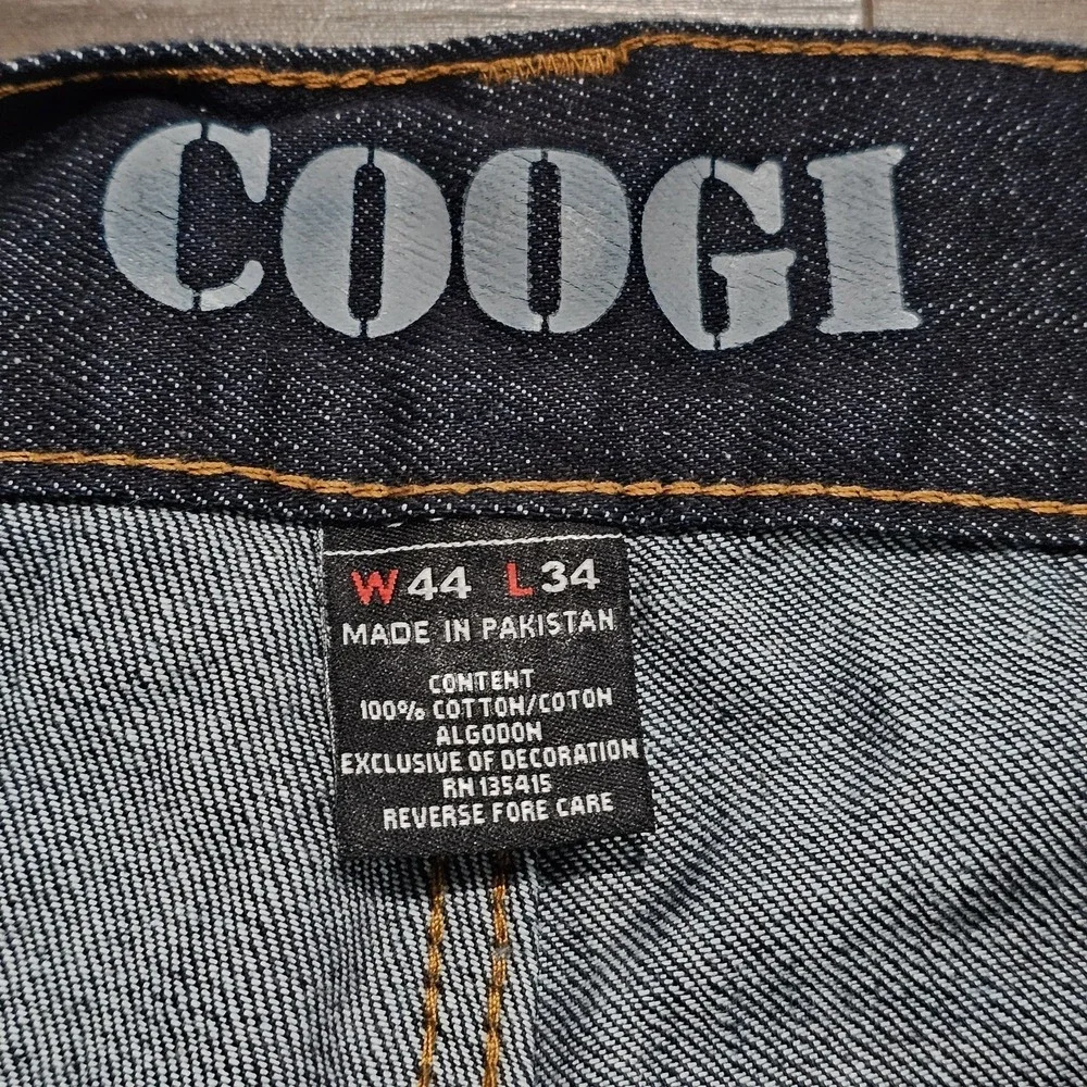 COOGI Men's Jeans W44 L34 Dark Wash Denim Relaxed Fit Embroidered Patch Flag Y2K